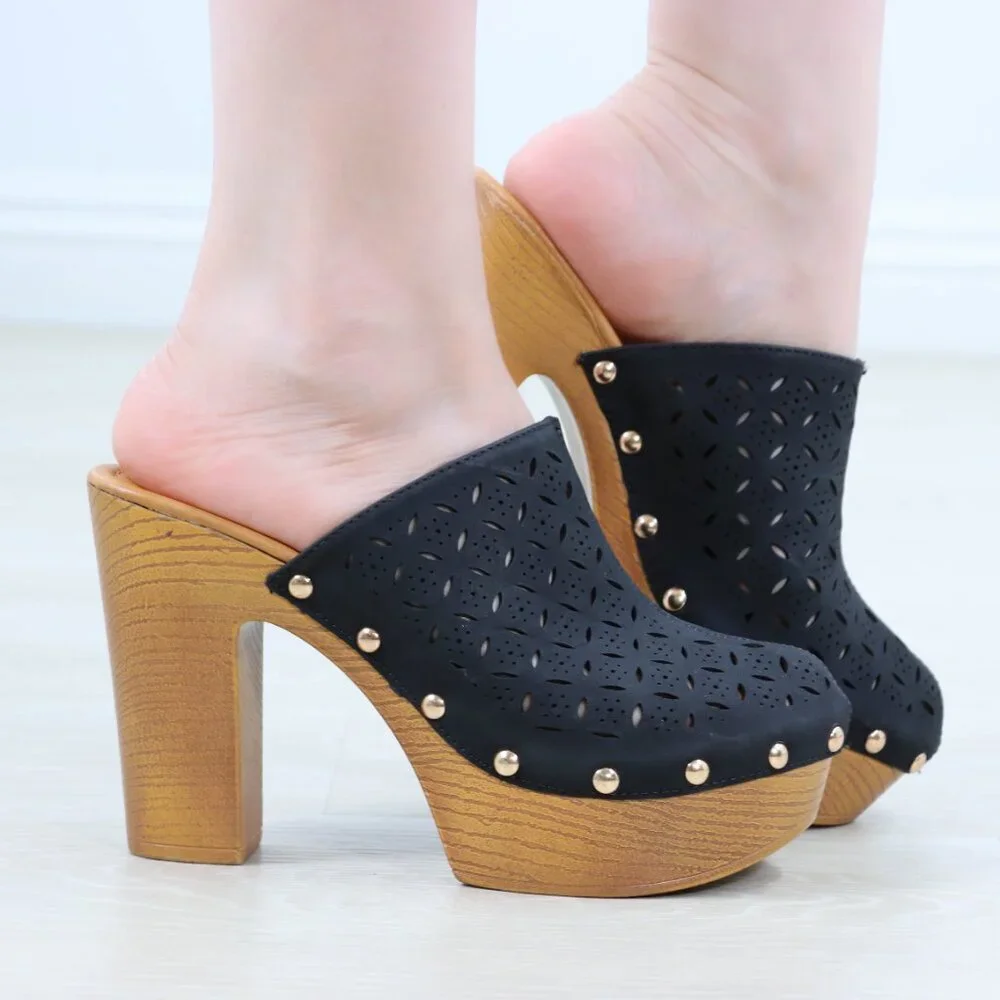 Black Studded Platform Clogs Retro Lightweight Faux Wood Block Heel Mules